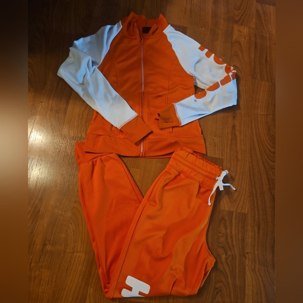 Small Vintage Hooters Tracksuit